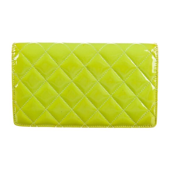 RARE Authentic CHANEL CC Classic Patent Wallet Lime Green Purse Bag - Picture 2 of 5